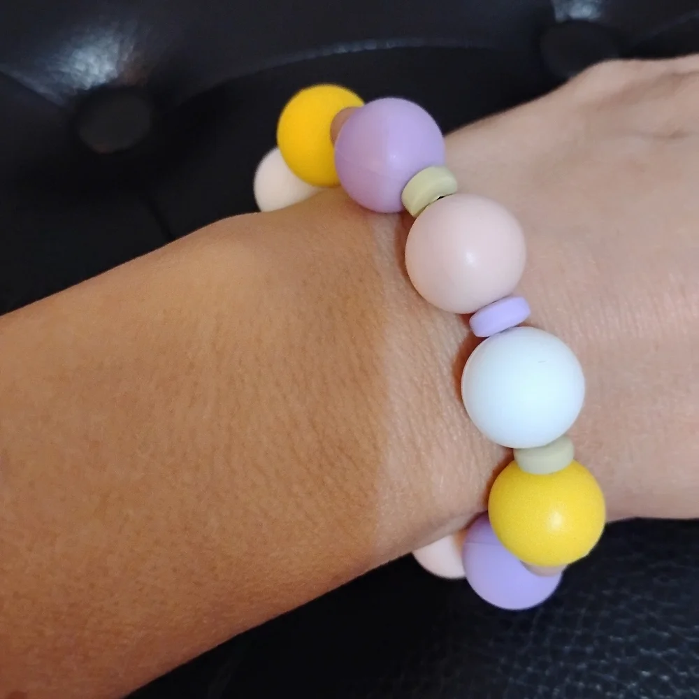 Colorful Silicone Round Beaded Kids Bracelet On Double Elastic Stretchy Strings